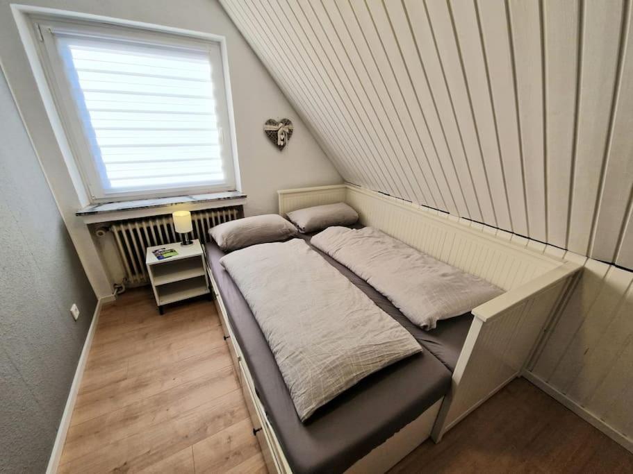 Gemuetliche Wohnung Direkt Am Kuestenkanal! Wardenburg Extérieur photo